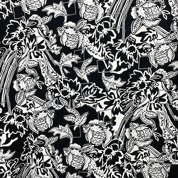 Notations v neck button down floral and squares top - Picture 8 of 8